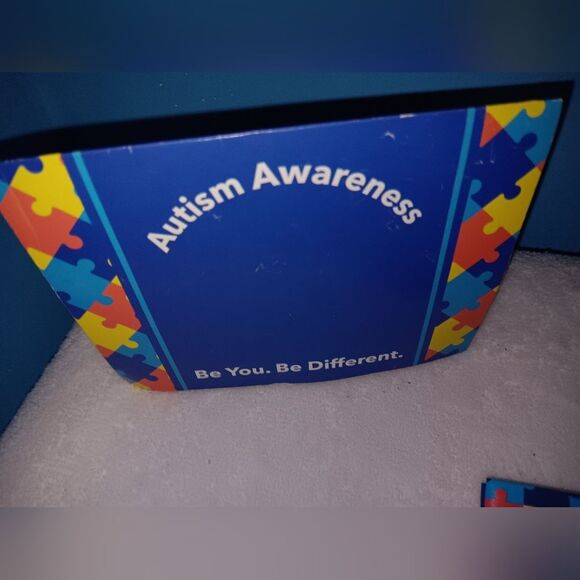 NWOT Autism Themed Gift Set - Picture 7 of 9